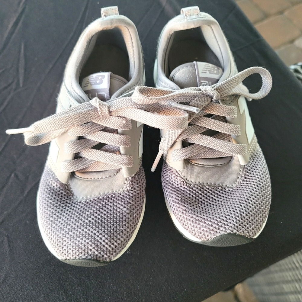 Boys sneakers in great condition!